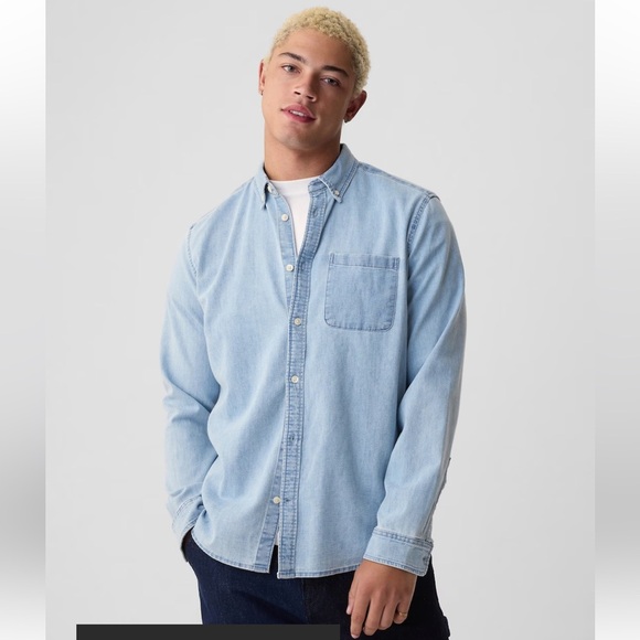 Gap Light Blue Chambray Denim Cotton Casual Button Down Shirt Large NEW - Picture 1 of 8